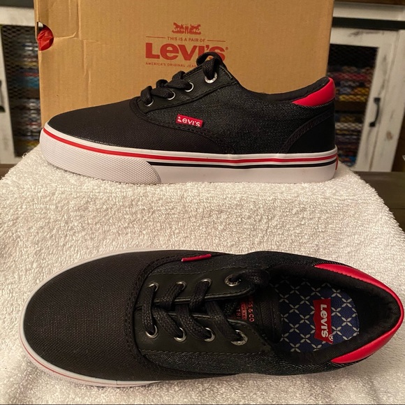 Levi's Other - New Levi’s Children’s Denim/Canvas Shoes Size 1.5 Black Red